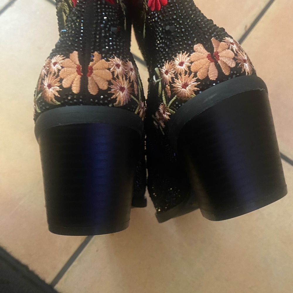 I.N.C. International Concepts Sparkly Jersey Cowboy Boots - Picture 6 of 9